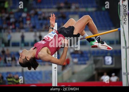 Gianmarco Tamberi (ITA) belegt bei der 42. Goldenen Gala Pietro Menena in einem Treffen der Wanda Diamond League im Olympiastadion am Freitag, den 11. Juni 2022 in Rom den dritten Platz im Hochsprung mit 7-4 1/4 (2,24 m). (Jiro Mochizuki/Bild des Sports) Stockfoto