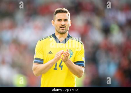 Oslo, Norwegen. 12.. Juni 2022. Sotirios Papagiannopoulos (14) aus Schweden nach dem Spiel der UEFA Nations League zwischen Norwegen und Schweden im Ullevaal Stadion in Oslo. (Foto: Gonzales Photo/Alamy Live News Stockfoto