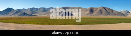 Pamir Berge in Pajikistan. Landschaft rund um Pamir Autobahn M41 internationale Straße. Stockfoto