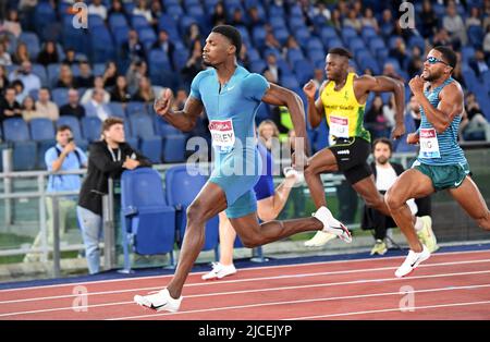 Fred Kerley (USA) gewinnt die 100-Meter-Strecke 9,92 während der 42. Golden Gala Pietro Menena in einem Wanda Diamond League-Treffen im Olympiastadion am Donnerstag, Juni Stockfoto