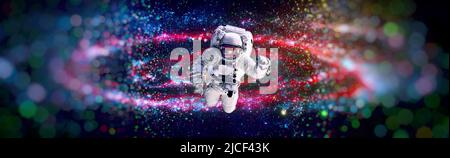 Bild von Astronaut Spacewalking mit leuchtenden Sternen. Astronaut im Weltraum. Elemente dieses Bildes, die von der NASA eingerichtet wurden. Stockfoto