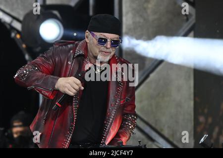 Vasco Rossi während des Konzerts, Vasco Live, im Circo Massimo, 12.. Juni 2022, Rom, Italien. Stockfoto