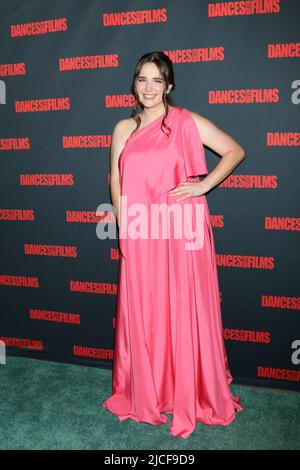 LOS ANGELES - JUN 12: Lizzie Kehoe bei den Tänzen mit Filmen Big Sunday Night Red Carpet im Chinese Theatre 6 am 12. Juni 2022 in Los Angeles, CA Stockfoto