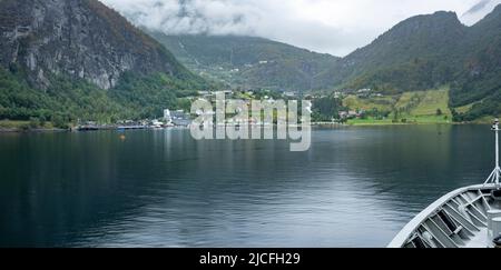 Norwegen, Møre Og Romsdal, die Stadt Geiranger am Ende des Geirangerfjords. Stockfoto