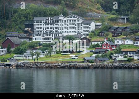 Norwegen, Møre Og Romsdal, die Stadt Geiranger am Ende des Geirangerfjords. Stockfoto