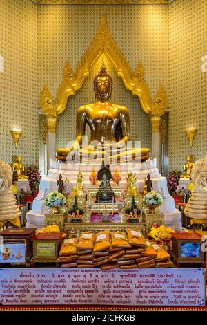 Goldene Buddha Statue Phra Phuttha Maha Suwan Patimakon, aus massivem Gold, 3 m hoch, 5 Tonnen schwer, Phra Maha Mondop, Wat Traimit, Tempel des Goldenen Buddha, Bangkok, Thailand Stockfoto