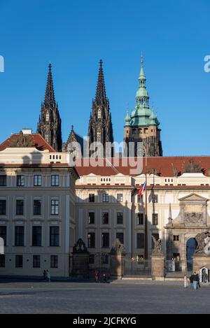 Vorplatz der Prager Burg, Veitsdom, Hradcany, Prag, Tschechische Republik Stockfoto