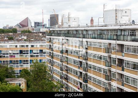 Eine allgemeine Ansicht von Churchill Gardens, einem konzilssiedlung, in Pimlico. Bild aufgenommen am 9.. Juni 2022. © Belinda Jiao jiao.bilin@gmail.com 07598931257 ht Stockfoto