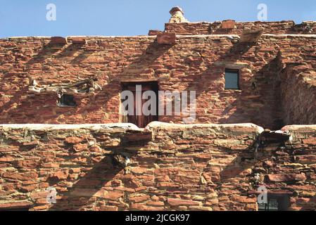 Hopi Indian House im Grand Canyon, Arizona. Indian Arts Building 1903. Hopi Tribe Pueblo im amerikanischen Westen. Grand Canyon, South Rim, USA Stockfoto