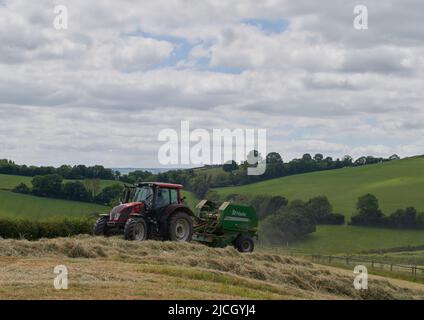 Großbritannien Wetter: 13 Jun 2022, teilweise bewölkt, trocken und heiß. Farlacombe, Devon, Großbritannien. Kredit: Will Tudor/Alamy Live Nachrichten Stockfoto
