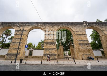 Aqueduto de São Sebastião alias Arcos do Jardim Aquädukt neben dem Botanischen Garten der Universität von Coimbra, in Coimbra, Portugal, Europa Stockfoto