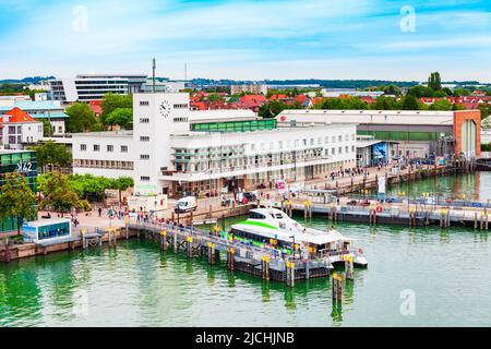 Friedrichshafen, Deutschland - 05. Juli 2021: Zeppelin Museum in Friedrichshafen. Friedrichshafen ist eine Stadt am Ufer des Bodensees oder Bodensee in Stockfoto