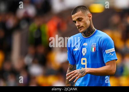 Foto LaPresse - Fabio Ferrari11 Giugno 2022 Wolverhampton, Regno Uneto Sport Calcio Inghilterra vs Italia - UEFA Nations League - Gruppo C Giornata 3/6 - Stadio Molineux. Nella foto:Gianluca Scamacca (Italien) Photo LaPresse - Fabio Ferrari Juni, 11 2022 Wolverhampton, Vereinigtes Königreich Sportfußball England gegen Italien - UEFA Nations League - Gruppe C 3/6 - Molineux Stadium. Im Bild:Gianluca Scamacca (Italien) Stockfoto