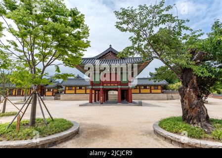 Naksansa koreanischer buddhistischer Tempelkomplex im Jogye-Orden in der Provinz Gangwon, Südkorea, am 12. Juni 2022 Stockfoto