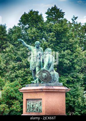 Das Denkmal Minin und Poscharski auf dem Roten Platz in Moskau, Russland, Moskau, Russland, Europa Stockfoto