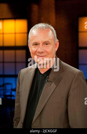 ARCHIVFOTO: Joachim KROL wird am 17. Juni 2022 65 Jahre alt, Joachim KROL, Deutschland, Schauspieler, Portrait, Show 'Koelner Treff' im WDR-Fernsehen, am 11. Mai 2012 in Köln Â¬Â Stockfoto