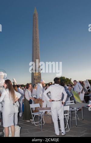 Dîner en Blanc 2022 à Paris Frankreich Stockfoto