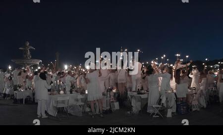 Dîner en Blanc 2022 à Paris Frankreich Stockfoto