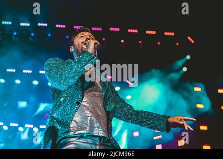 13/06/2022 - die italienische Sängerin CESARE CREMONINI spielt live im San Siro Stadion in Mailand, Italien Stockfoto