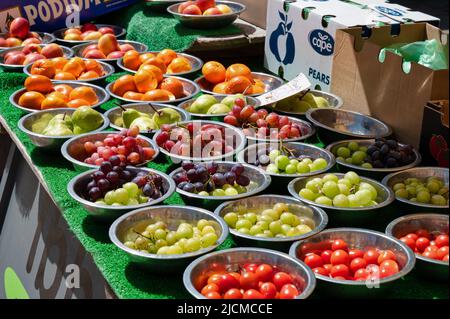 Chesterfield, Großbritannien - 14. Mai 2022: Der Outdoor-Markt in Chesterfield England Stockfoto