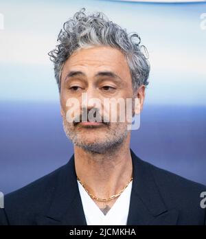 Taika Waititi nimmt an der britischen Premiere von „Lightyear“ am 13. Juni 2022 auf dem Cineworld Leicester Square in London, England, Teil. Stockfoto