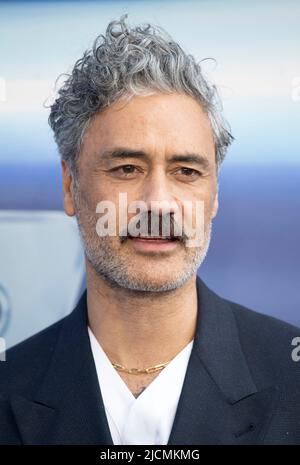 Taika Waititi nimmt an der britischen Premiere von „Lightyear“ am 13. Juni 2022 auf dem Cineworld Leicester Square in London, England, Teil. Stockfoto