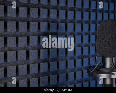 Professionelles Kondensatormikrofon im Podcasting-Studio Stockfoto