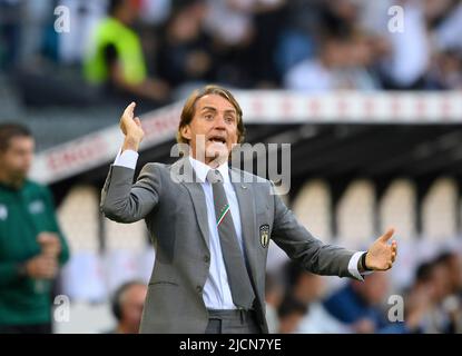 Coach Roberto MANCINI (ITA), Geste, gibt Anweisungen, einzelnes Bild, einzelnes Motiv ausschneiden, Halbe Figur, halbe Figur. Fußball UEFA Nations League, Spieltag 4, Deutschland (GER) - Italien (ITA), am 14.. Juni 2022 in Borussia Monchengladbach/Deutschland. Stockfoto