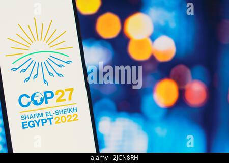 Brasilien. 14.. Juni 2022. In dieser Abbildung ist das Logo der UN-Klimakonferenz COP27 2022 auf einem Smartphone-Bildschirm zu sehen.die UN-Klimakonferenz COP27 2022 findet vom 7-18. Bis zum 20. November 2022 in Sharm El-Sheikh, Ägypten, statt. (Foto von Rafael Henrique/SOPA Images/Sipa USA) Quelle: SIPA USA/Alamy Live News Stockfoto