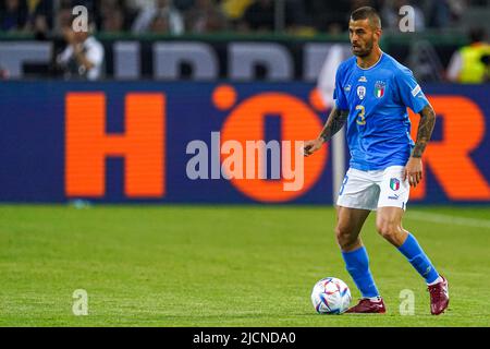 Mönchengladbach, DEUTSCHLAND - 14. JUNI: Leonardo Spinazzola aus Italien während des UEFA Nations League-Spiels zwischen Deutschland und Italien im Borussia-Park am 14. Juni 2022 in Mönchengladbach (Foto: Joris Verwijst/Orange PicBilder) Stockfoto