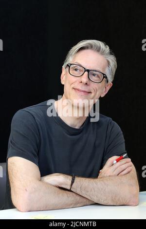 Turin, Italien. 11.. Juni 2022. Der berühmte Karikaturist Leo Ortolani signierte Kopien bei Torino Comics (Foto: © Daniela Parra Saiani/Pacific Press via ZUMA Press Wire) Stockfoto