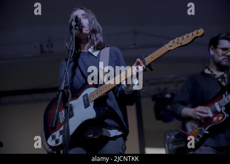 11. Juni 2022, Bologna, Emilia-Romagna, Italien: King Hannah Live in Nova Festival in Bologna zum Auftakt von thurston moore (Foto: © Carlo Vergani/Pacific Press via ZUMA Press Wire) Stockfoto