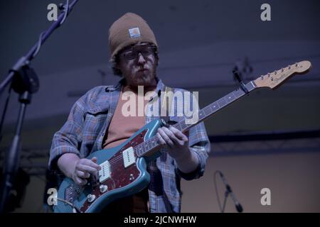 11. Juni 2022, Bologna, Emilia-Romagna, Italien: King Hannah Live in Nova Festival in Bologna zum Auftakt von thurston moore (Foto: © Carlo Vergani/Pacific Press via ZUMA Press Wire) Stockfoto