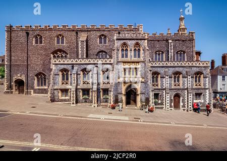 29. Juni 2019: Norwich, Norfolk, Großbritannien - die Guildhall, das 15.. Jahrhundert ehemalige lokale Regierungsbüro, auf Jail Hill, Norwich. Stockfoto