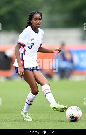 SCHALKHAAR - Daya King of USA U15 Frauen beim internationalen Freundschaftsspiel der Frauen zwischen den Niederlanden (f) U15 und den Vereinigten Staaten (f) U15 im Sportkomplex De Horsterhoek am 10. Juni 2022 in Schalkhaar, Niederlande. ANP | Dutch Height | GERRIT AUS KÖLN Stockfoto