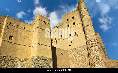 Historisches Rustaq Fort im Oman Stockfoto