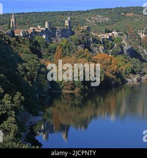 Frankreich, das Dorf Gard Aigueze, die Schluchten des Ardèche Stockfoto