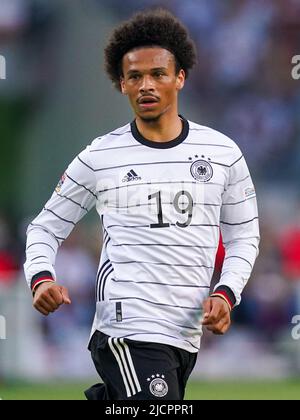 MÖNCHENGLADBACH, DEUTSCHLAND - 14. JUNI: Leroy Sane aus Deutschland schaut während des UEFA Nations League-Spiels zwischen Deutschland und Italien im Borussia-Park am 14. Juni 2022 in Mönchengladbach (Foto: Joris Verwijst/Orange Picches) Stockfoto