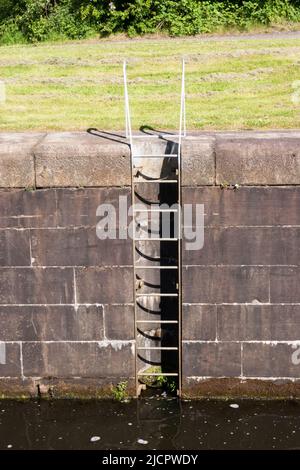 Leiter auf dem Forth und Clyde Kanal in Maryhill, Glasgow, Schottland Stockfoto