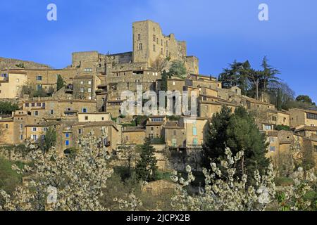 Frankreich, Vaucluse Lacoste, Dorf im regionalen Naturpark Luberon Stockfoto