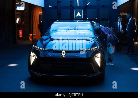 Paris, Frankreich, 15. Juni 2022. Neue Scenic Vision Präsentation auf dem Renault während der Viva Technology Fair 2022 (VivaTech) in Paris, am 15. Juni 2022. Foto von Raphael Lafargue/ABACAPRESS.COM Stockfoto