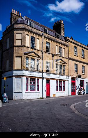 6 Upper Borough Walls Bath Somerset UK - Historic Grade ii denkmalgeschütztes Gebäude, erbaut um 1810 an der Stelle der mittelalterlichen Stadtmauer. Stockfoto