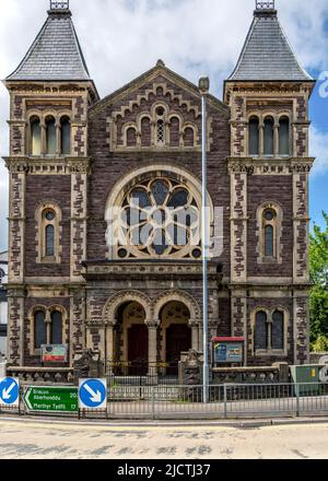 Schöne Architektur der Abergavenny Baptist Church, Wales. Stockfoto