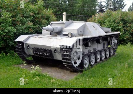 Moskau, Russland - 12. Juni 2022: Deutscher SturmgewehrstuG. III des Zweiten Weltkriegs Ausstellung des Siegessemuseums auf dem Poklonnaya-Hügel. Stockfoto