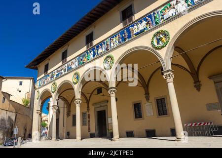 Pistoia, Italien, 18. April 2022: „Spedale Del Ceppo“, ein altes Krankenhaus im Stadtzentrum Stockfoto