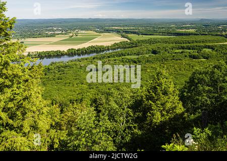 Connecticut River Valley & Hockanum Rural Historic District vom Mount Holyoke Summit House   Hadley, Massachusetts, USA Stockfoto