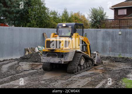 Erdbebenschäden rund um das Dorf Kaiapoi, Neuseeland, nach dem Erdbeben der Stärke 7,3 am 3.. September 2010. Silt-Verflüssigung; Risse. Stockfoto