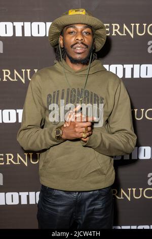 London, Großbritannien. 15.. Juni 2022. Rapper, Knucks, „Ashley Nwachukwu“ nehmen an der Vorstellung 91 Issue Launch Party bei Amazing Grace in London Teil. Kredit: SOPA Images Limited/Alamy Live Nachrichten Stockfoto