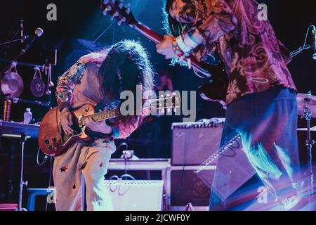 Kopenhagen, Dänemark. 15.. Juni 2022. Die japanische Psychedelik-Rockband Kikagaku Moyo spielt ein Live-Konzert im Pumpehuset in Kopenhagen. (Foto: Gonzales Photo/Alamy Live News Stockfoto