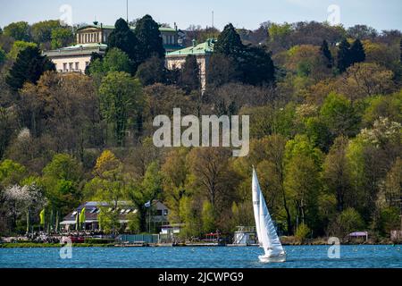 Baldeneysee, Ruhrreservoir, Villa Hügel, Segelboot, Essen, NRW, Deutschland, Stockfoto